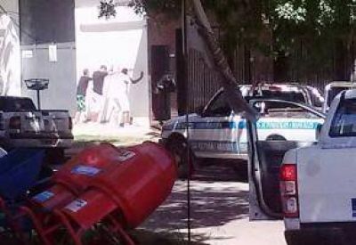Tras persecuci�n por el centro, detuvieron a tres nicole�os y secuestraron un auto robado