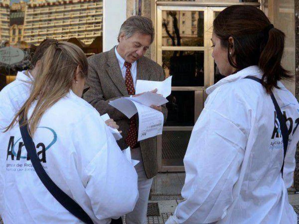 �Hay relaci�n entre los bahienses que ten�an cuentas en Suiza y los autos radicados en Vaca Muerta?