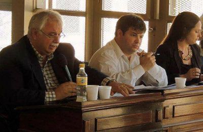 Fondo Educativo: Para FaUnen el Municipio �perdi� una oportunidad�
