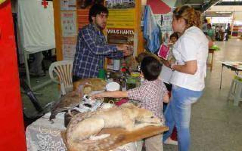 Intendente Inza inaugur� la Expo Salud 2014 en Azul