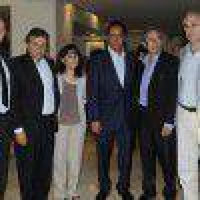 Vidal junto a Scioli en la inauguraci�n de asesores letrados