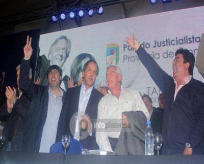El PJ bonaerense hace cumbre en La Plata