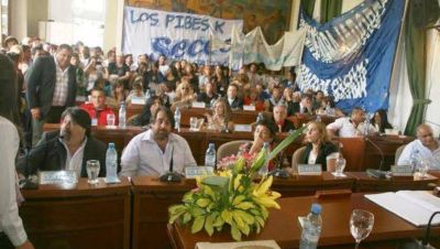Esc�ndalo en Ensenada: Aumentan tasas 57%