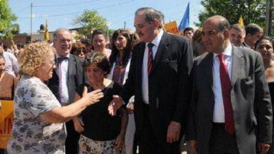 Aseguran el pago de los dos sueldos y el aguinaldo en diciembre