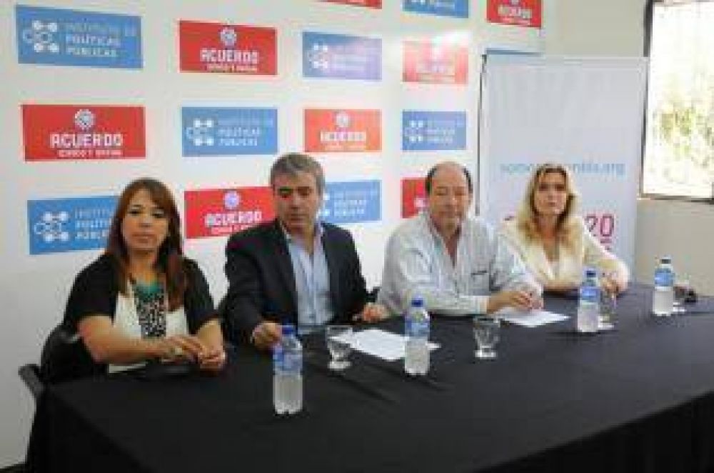 Para el radical Sanz, el diputado Cano representa el cambio