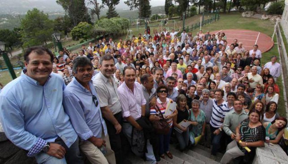El PRO presentar� 60 precandidatos a intendente