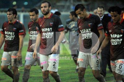 Col�n no estuvo a la altura de las circunstancias y perdi� con Douglas Haig por 1-0