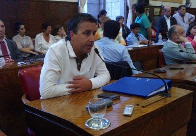Azcona impulsa un registro �optativo� de personal trainers