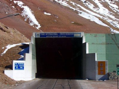 Habilitaron el t�nel internacional tras las nevadas