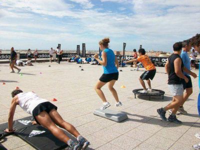 Quieren regular la actividad de personal trainers 