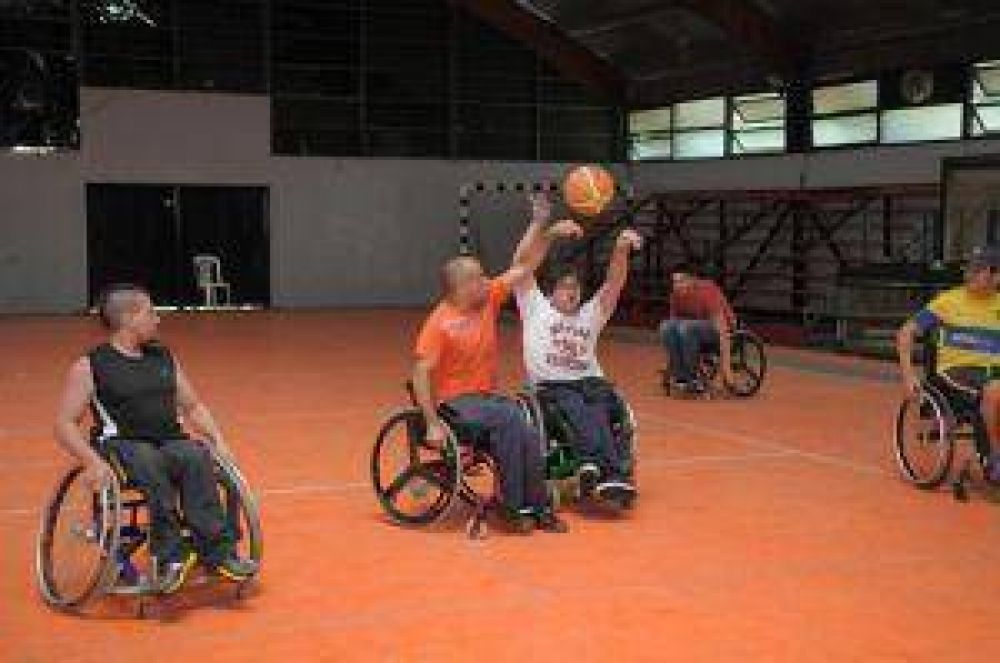 Alumnos har�n deporte con personas con discapacidad