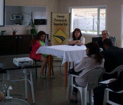 En Puerto Santa Cruz fue presentado plan provincial de Seguridad Vial
