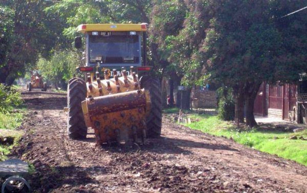 Mantenimiento vial y mejora de desag�es
