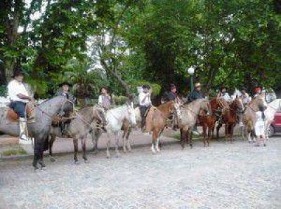 Se suspendi� el desfile por el �D�a de la Tradici�n�