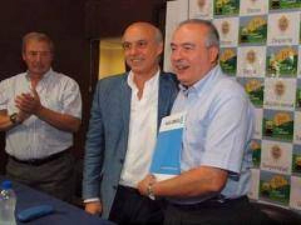 Har�n trabajos de saneamiento en Taf� Viejo y Las Talitas