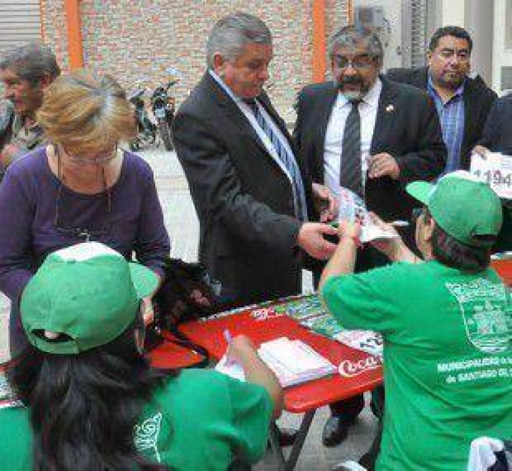 Una gran cantidad de gente participar�