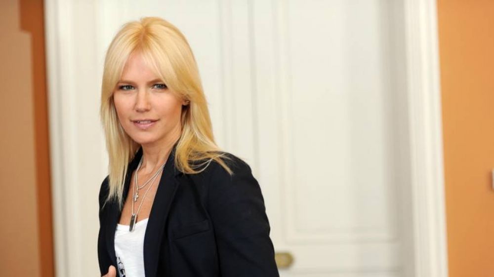 Valeria Mazza fue a lo de Mirtha y le pegaron duro
