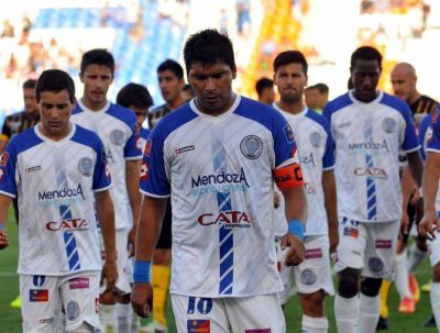 Adi�s con pena y sin gloria