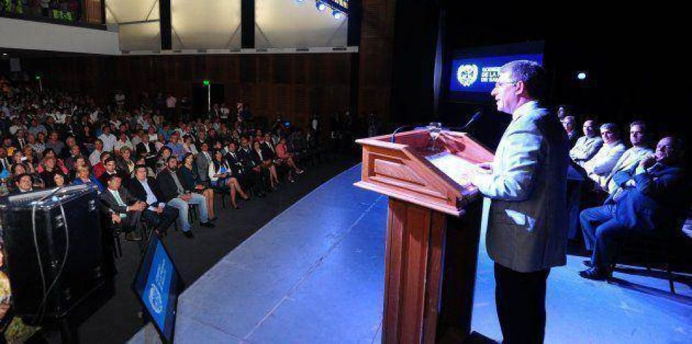 Poggi llam� a licitaci�n para la construcci�n de un embalse