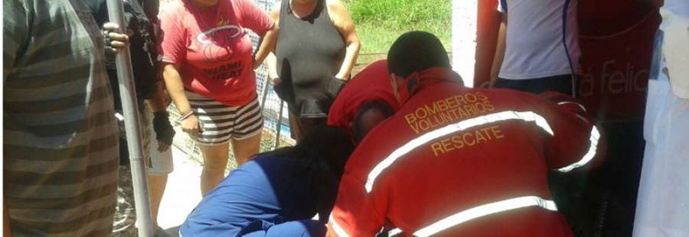 Ni�o de siete a�os fue atropellado por el conductor de moto de carga