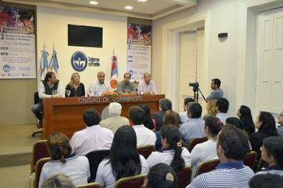 Fabi�n R�os present� el 1� Encuentro de Econom�a Social y el 3� de Agricultura Periurbana de la Capital