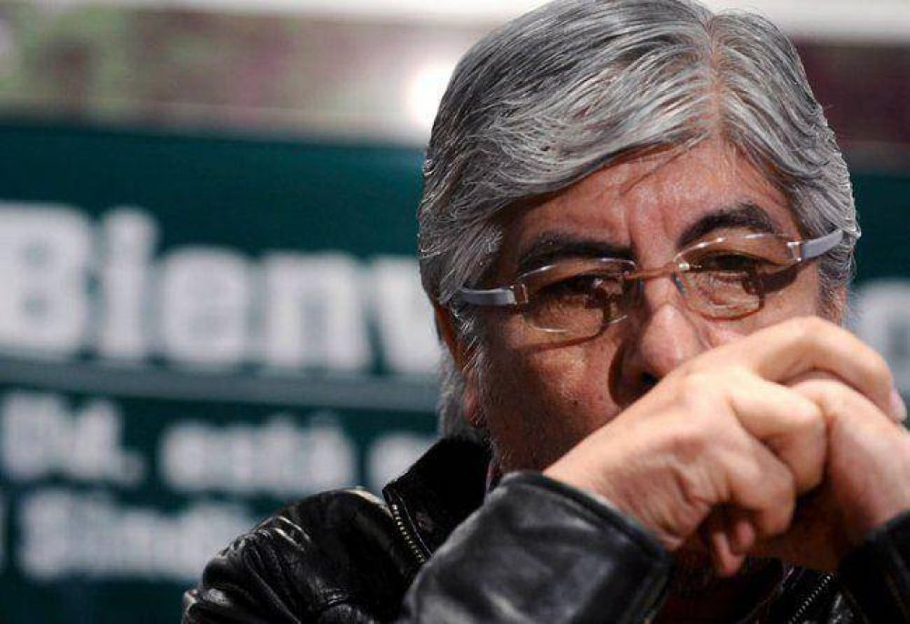 Moyano a Kicillof por Ganancias: ��Por qu� no donan la mitad de sus sueldos?�