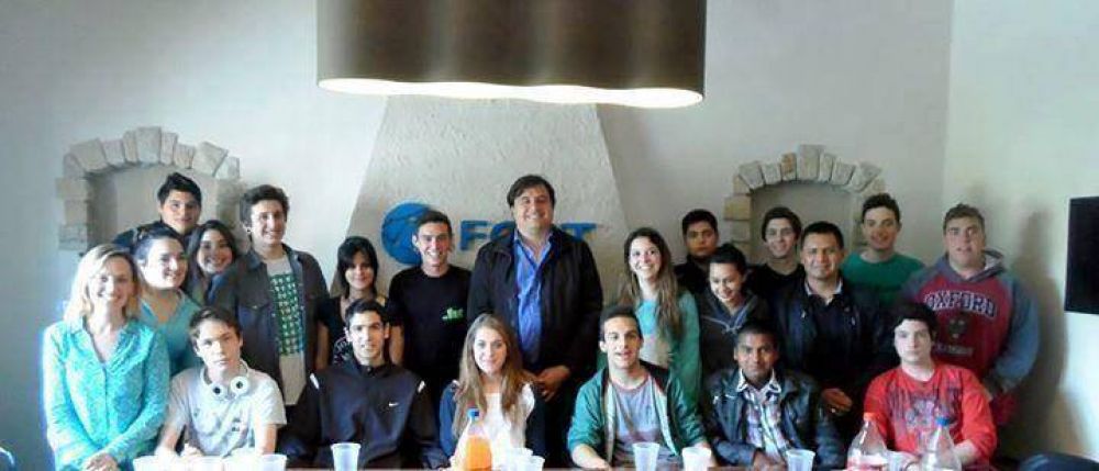 Parlamento Juvenil del Mercosur: una experiencia �muy positiva�