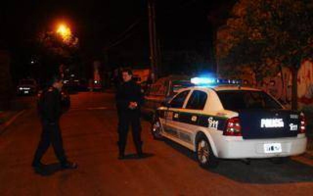 Robo, persecuci�n y tiroteo en Avellaneda: Dos detenidos