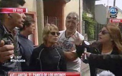 Avellaneda: Protesta por inseguridad en la casa de la exesposa de Ferraresi