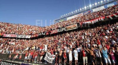 Col�n-Boca Unidos va el domingo a las 17
