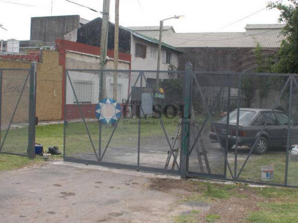 Vecinos enrejaron una calle