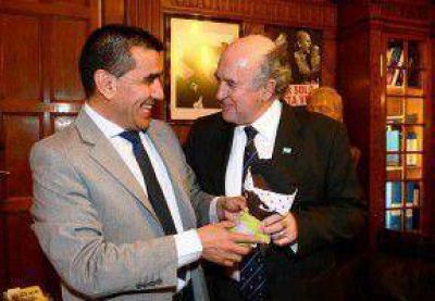 Parrilli y Rioseco siguen negociando