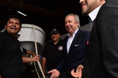 Peralta adelant� que habr� anuncios importantes sobre el inicio de obra de las represas