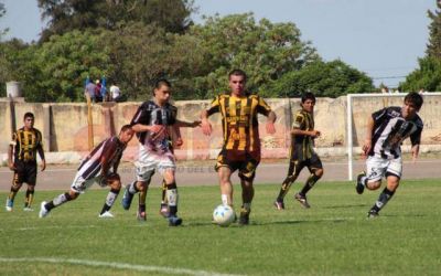 Central C�rdoba y Mitre buscan la final de la Recopa