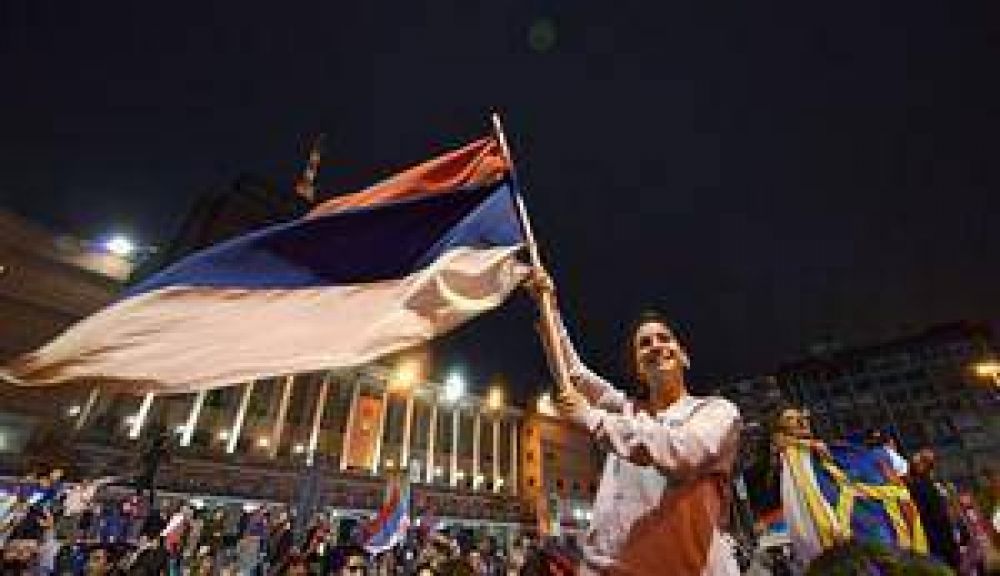 Fortalecido por el voto r�cord, Tabar� apura la transici�n