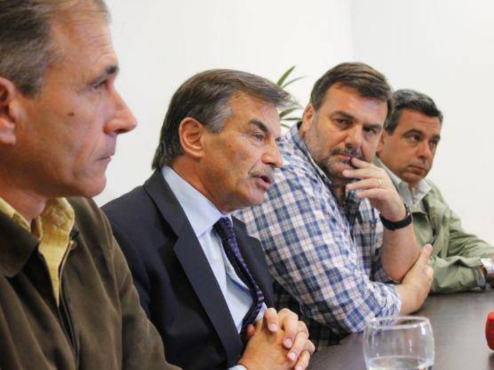 Con el objetivo de instalarse como propuesta en La Plata, el radicalismo recibe a Cobos