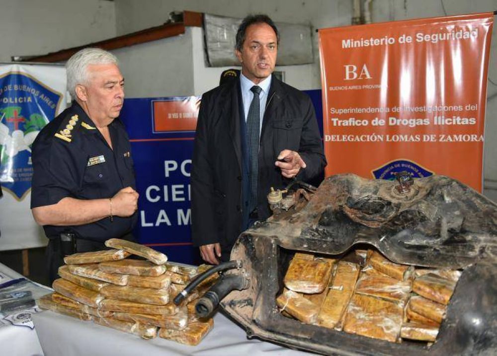 Scioli: menos armas, menos drogas, m�s seguridad