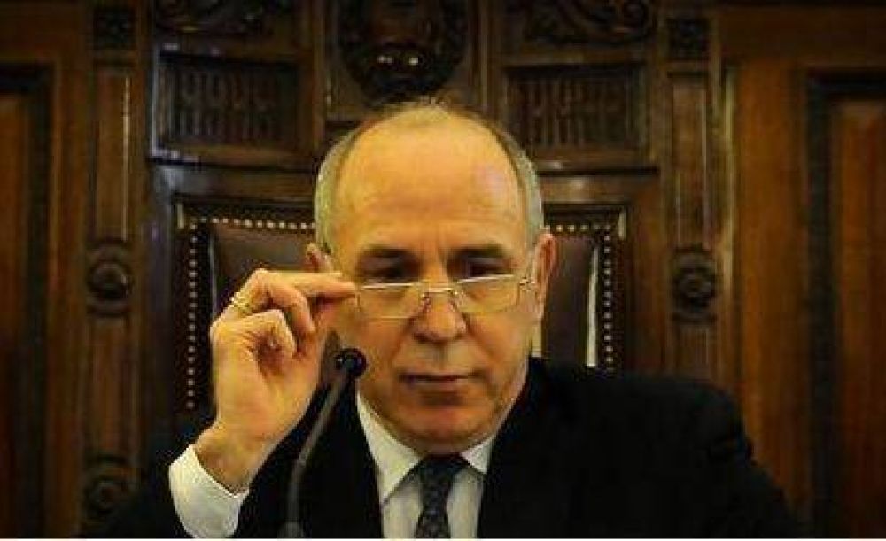 Lorenzetti pidi� defender la independencia de la Justicia