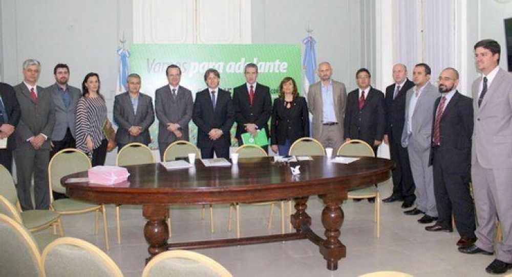 Mesa de trabajo entre correntinos y brasile�os