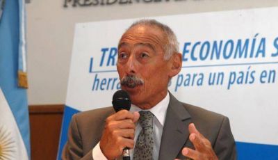 Sbatella desmiente que haya prescripto la evasi�n con cuentas en Suiza