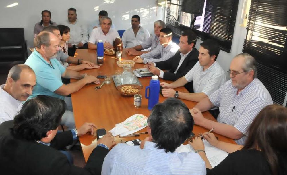 No habr� salvataje con recursos provinciales para empresas de colectivos: si vuelve el paro comenzar� el proceso de caducidad de las licencias