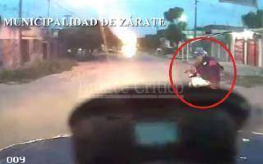 Impresionante persecuci�n en Z�rate: Menor dispara a matar contra patrullero