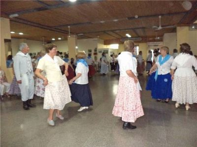 Los talleres de PAMI que funcionan en la Asociaci�n Mutual para Jubilados y Pensionados, realizaron su cierre anual