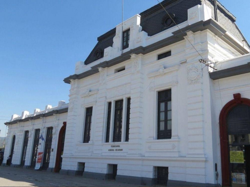 Segunda Expo Feria con productos navide�os