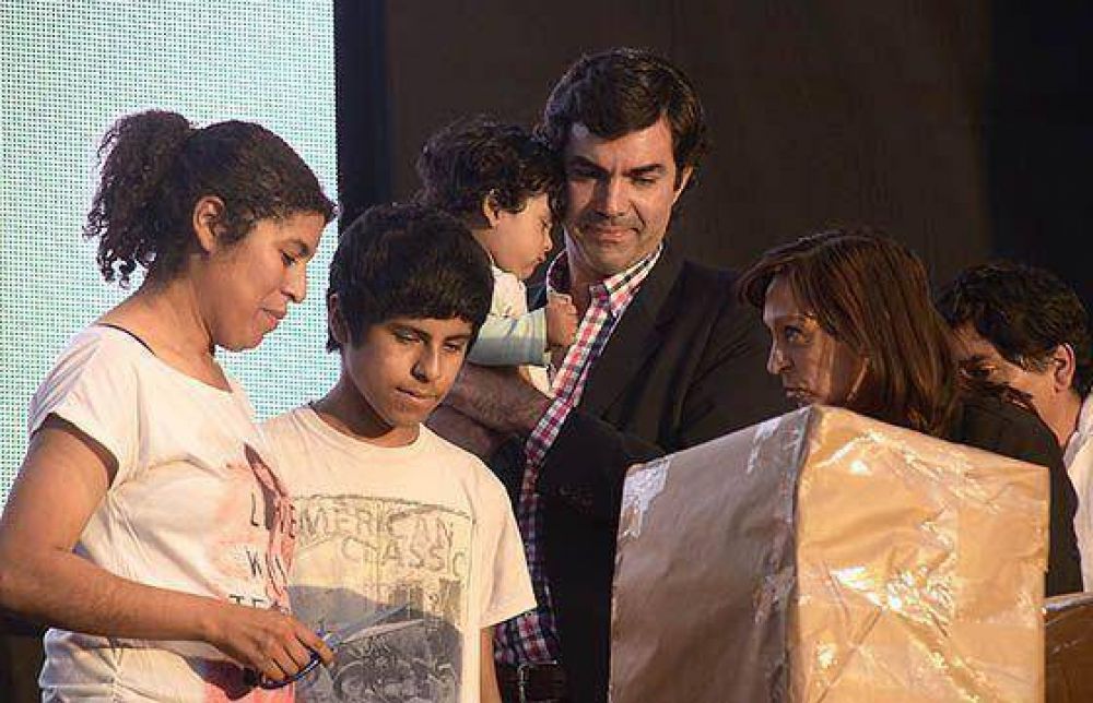 �Los que estaban excluidos ahora son ciudadanos de verdad�, dijo Urtubey