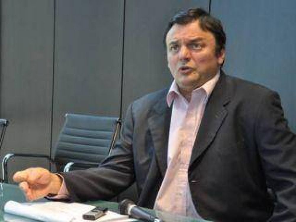 El ministro de Econom�a dio su versi�n con respecto a la coparticipaci�n que recibe La Banda