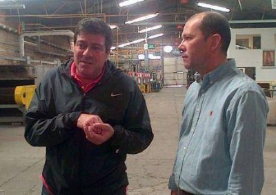 Gabriel Mariotto intercambi� experiencias con empresarios al visitar la zona industrial de Guadalajara