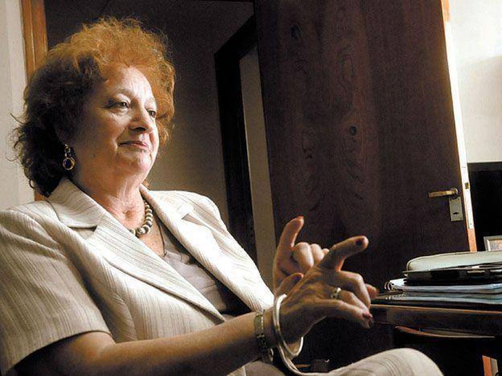 La Direcci�n General de Escuelas convoc� para el viernes a discutir la nueva secundaria de Mendoza