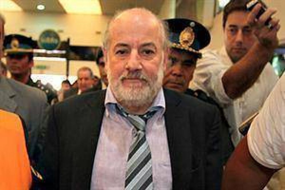 Consejo de la Magistratura: el kirchnerismo le baja 30 % el sueldo al juez que investiga el hotel de Cristina