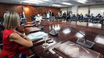 En su primera decisi�n, la titular del Consejo de la Magistratura vot� a favor del kirchnerismo